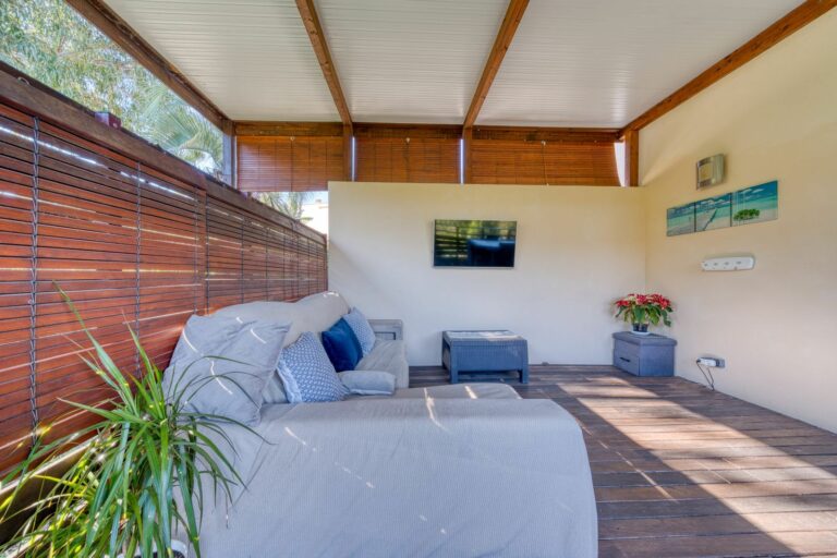 fab3ce47c0dc113916381fe9c5ea9c55 - 13