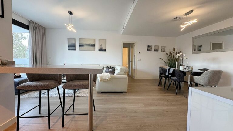 fb1c40e8dad6b81315c59e429c661c82 - 7