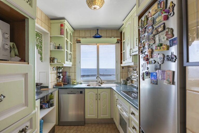 fc871caec7d4f68fcbf637f65a4c8294 - 10