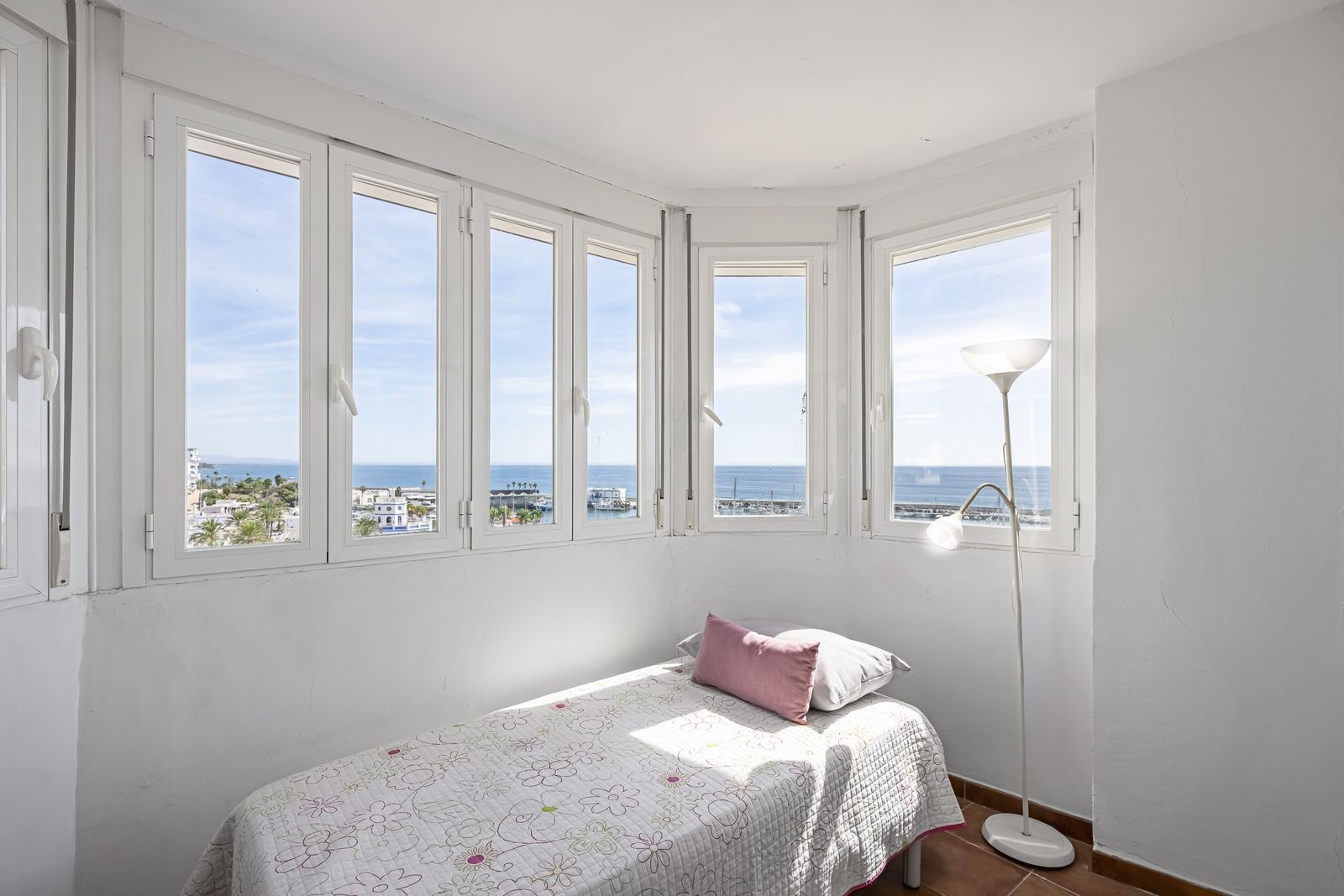 fc871caec7d4f68fcbf637f65a4c8294 - 15