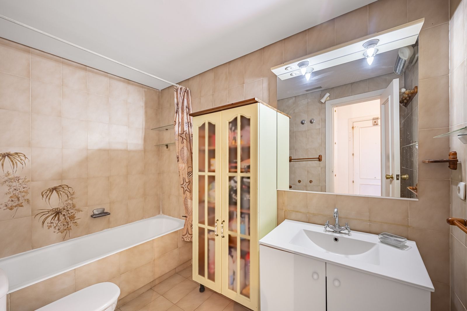 fc871caec7d4f68fcbf637f65a4c8294 - 16