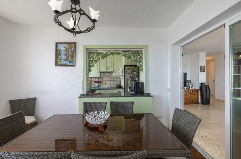 fc871caec7d4f68fcbf637f65a4c8294 - 4