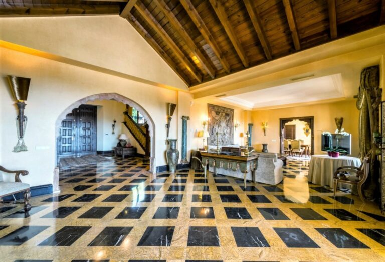 fcacf0a3849a87b45e955ba3677e62f5 - 4