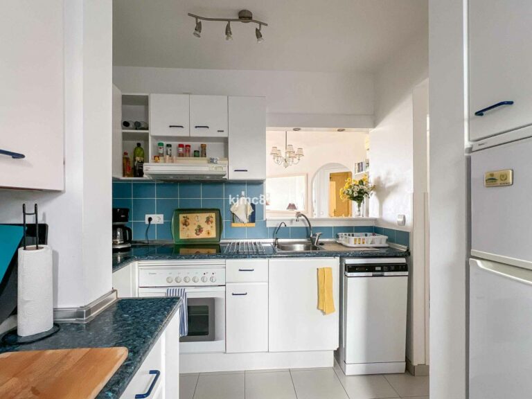 fd55e2589f7448a7f54e6e415d24f52f - 14