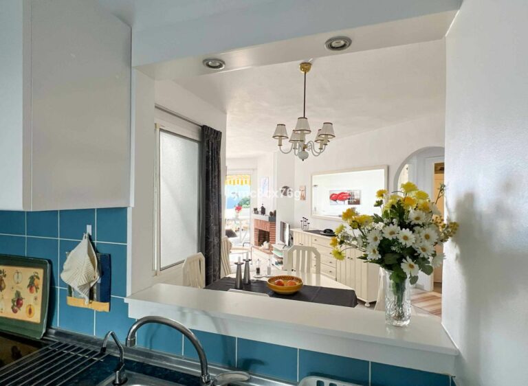 fd55e2589f7448a7f54e6e415d24f52f - 15