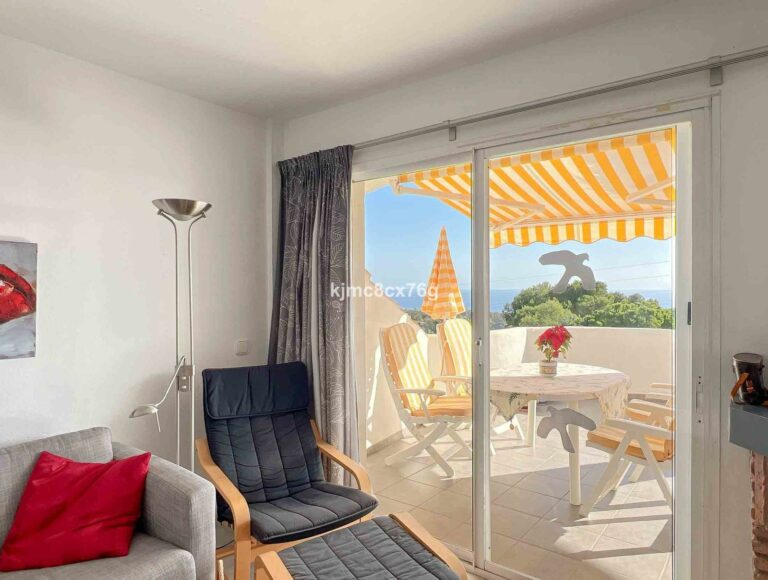 fd55e2589f7448a7f54e6e415d24f52f - 6