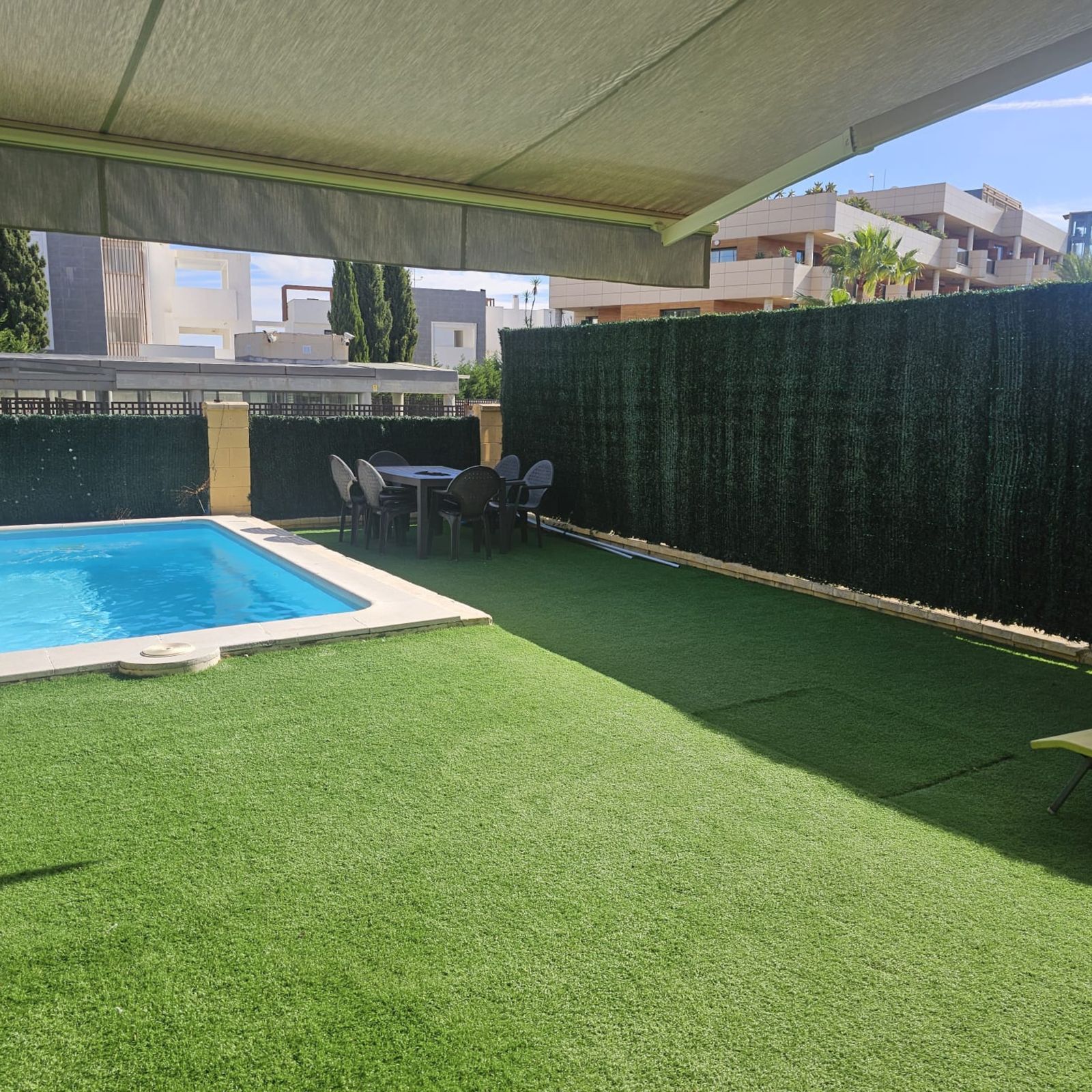 fe093c46ca4f3b21bf3c67983a613d8d - 13