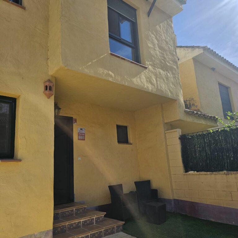 fe093c46ca4f3b21bf3c67983a613d8d - 3