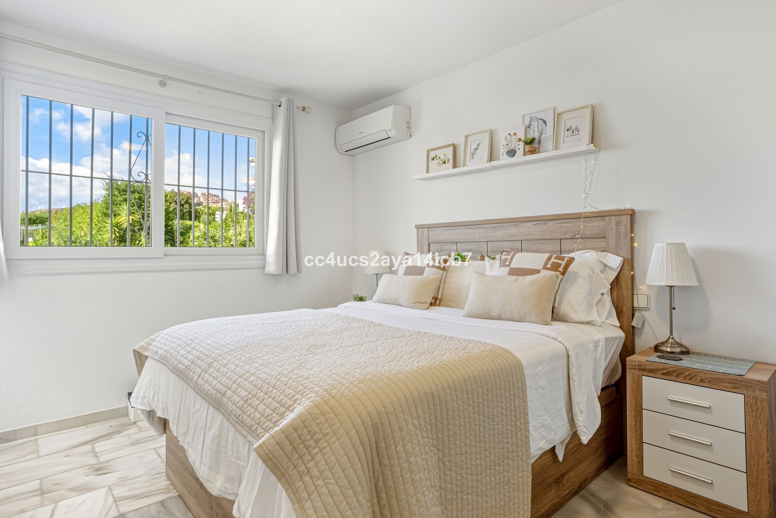 fed360ec271fd7ba1c6f8c6ec9b4099d - 12