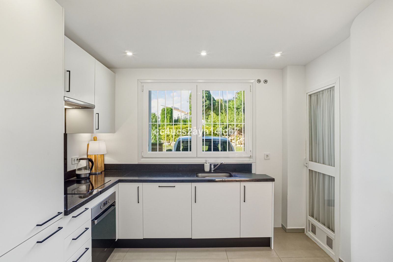 fed360ec271fd7ba1c6f8c6ec9b4099d - 9