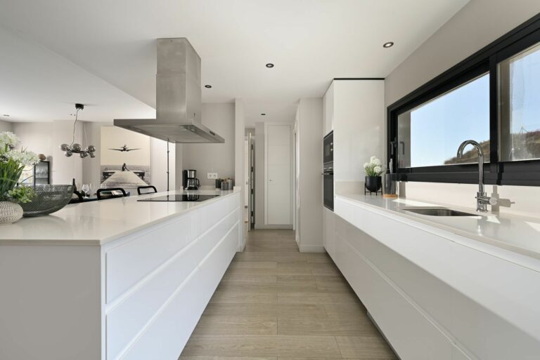 ff18886ca467e8a6ef42d157d8f59168 - 7