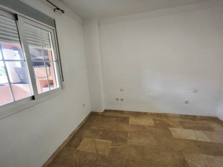 0239fdaeffecb1ec811d4ff6b68464bb - 12