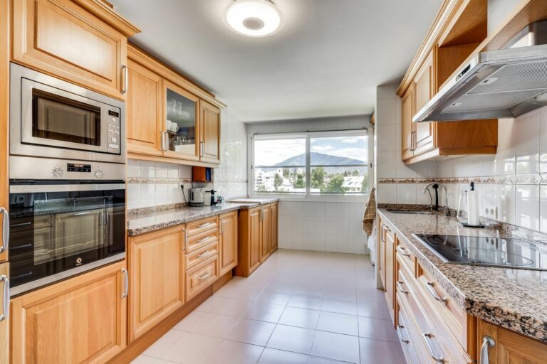 0342f41fe28270f690f266834831d3d8 - 11