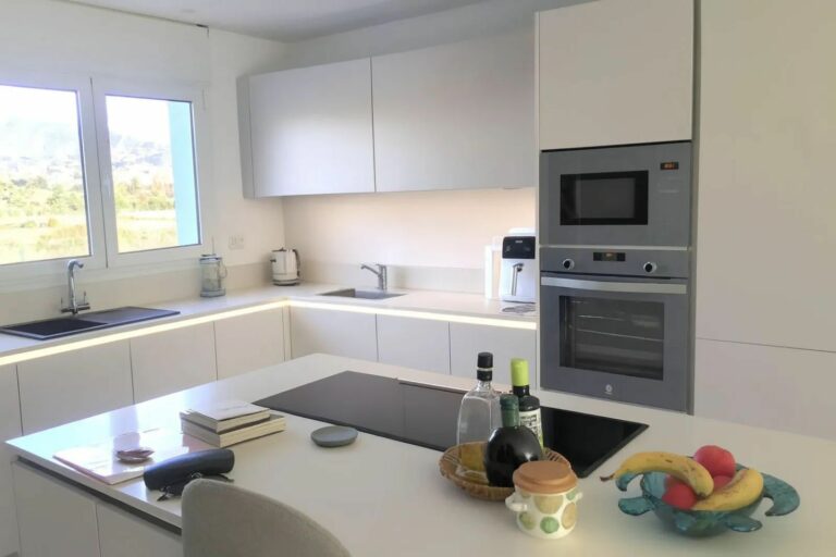 03655cd24c52b301b069a577506d4651 - 13