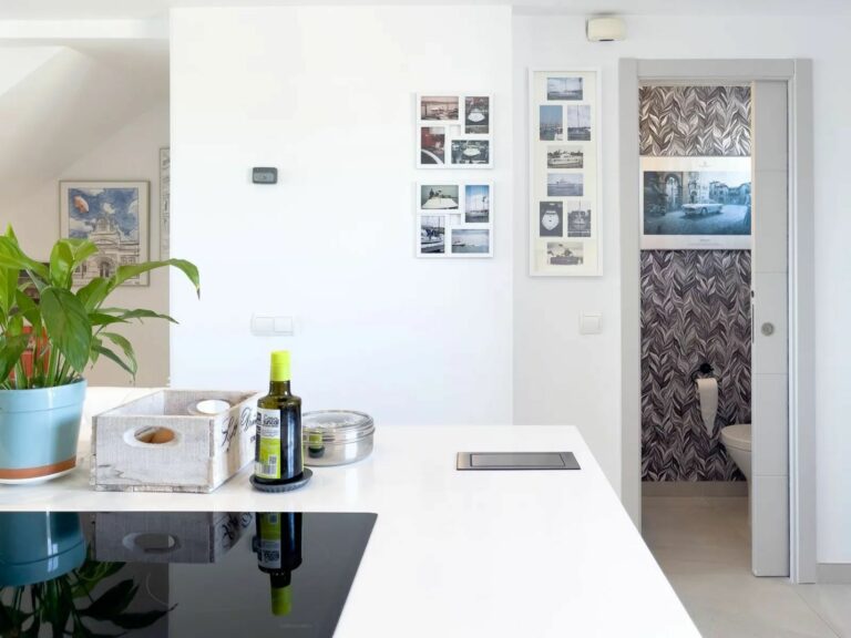 03655cd24c52b301b069a577506d4651 - 16