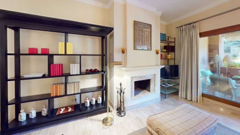 03c8ba064c9b8b65428d6ebc177aedf8 - 4