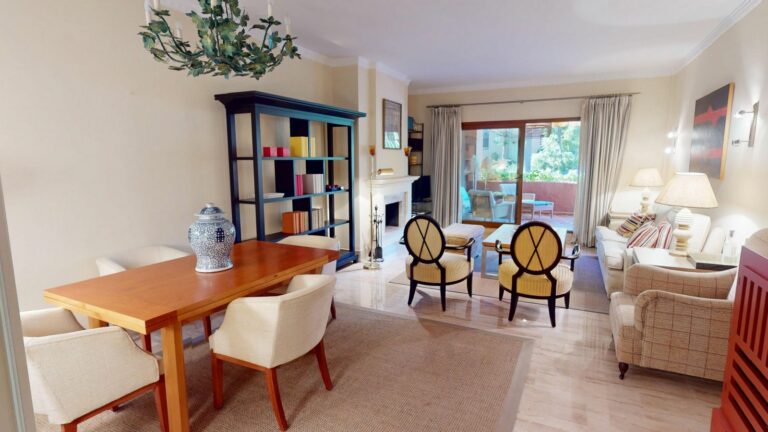 03c8ba064c9b8b65428d6ebc177aedf8 - 7