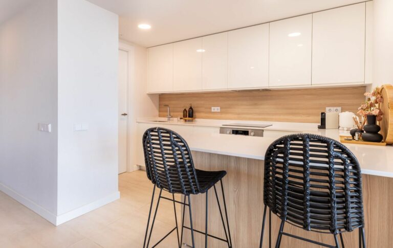 04c4e99439afa9e570e67848bd4b02dc - 9