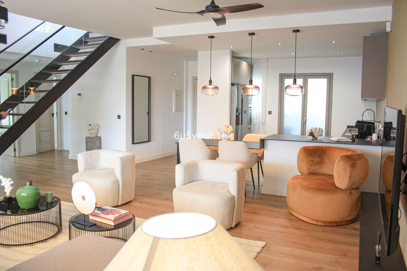 05431a8ee84c19e31dde8b7bf5c8500d - 6