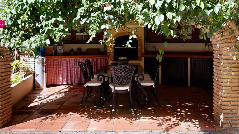 06003637c015299a54a8db7715c5e25c - 9