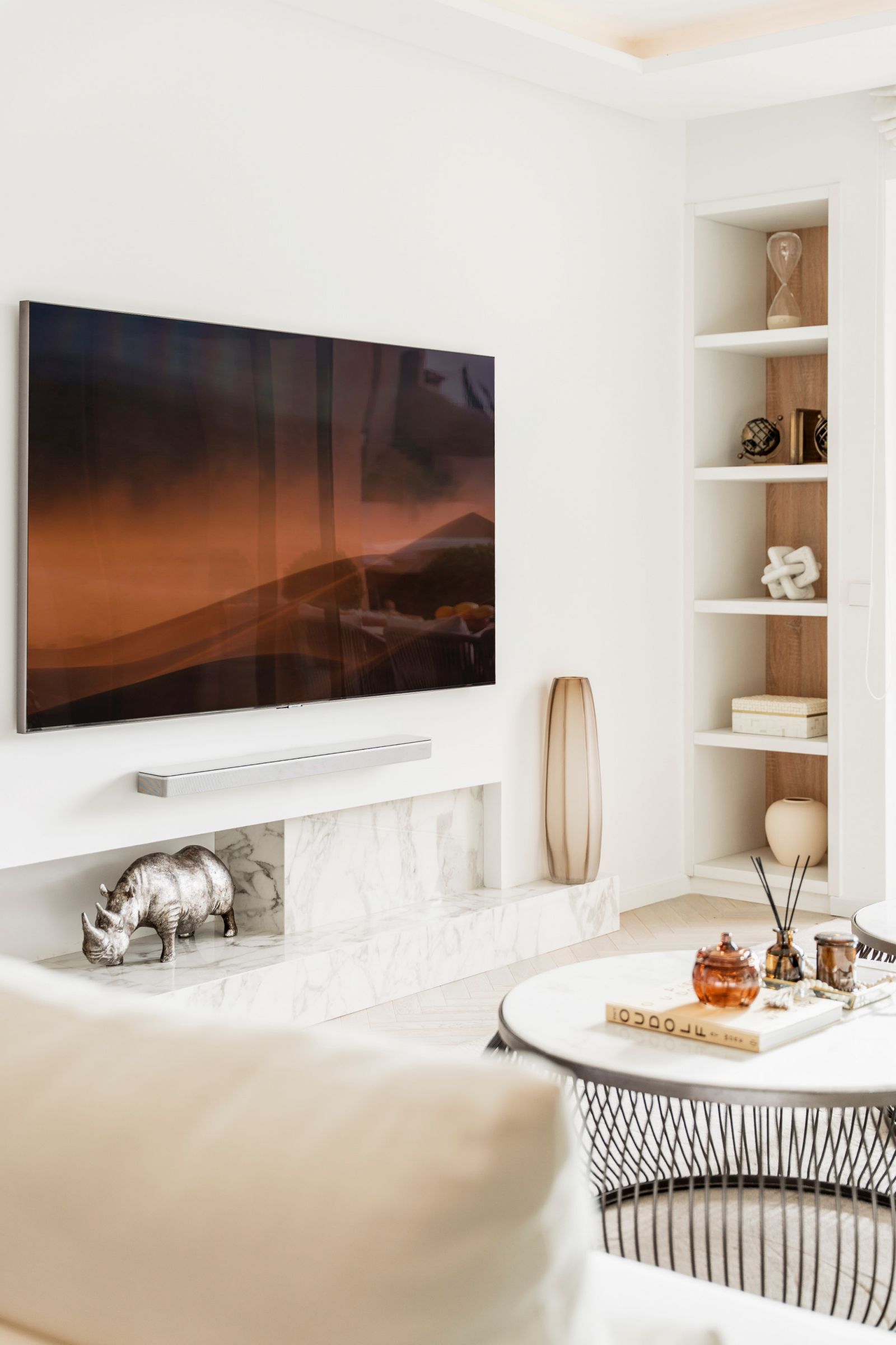 0731b57ba2d1ce8eb8c04092bd681bf7 - 3