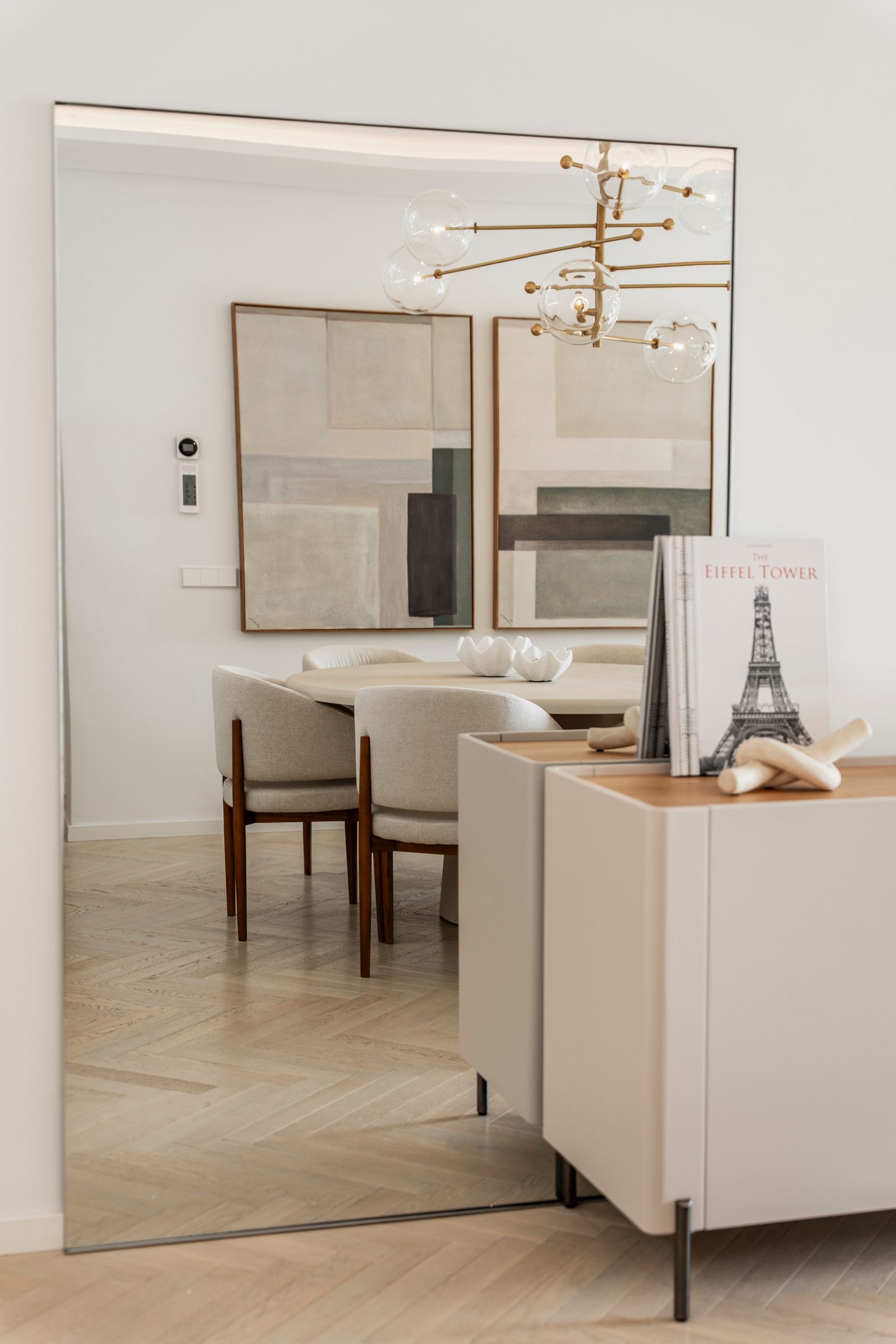 0731b57ba2d1ce8eb8c04092bd681bf7 - 7