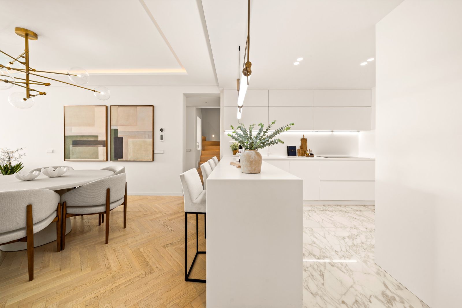 0731b57ba2d1ce8eb8c04092bd681bf7 - 8