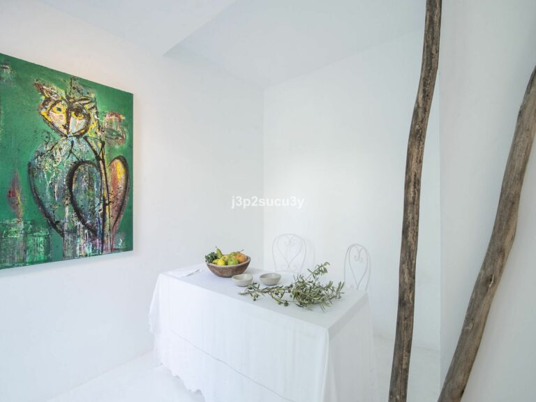 0737054d873e921d5b50d6c06fa72543 - 10