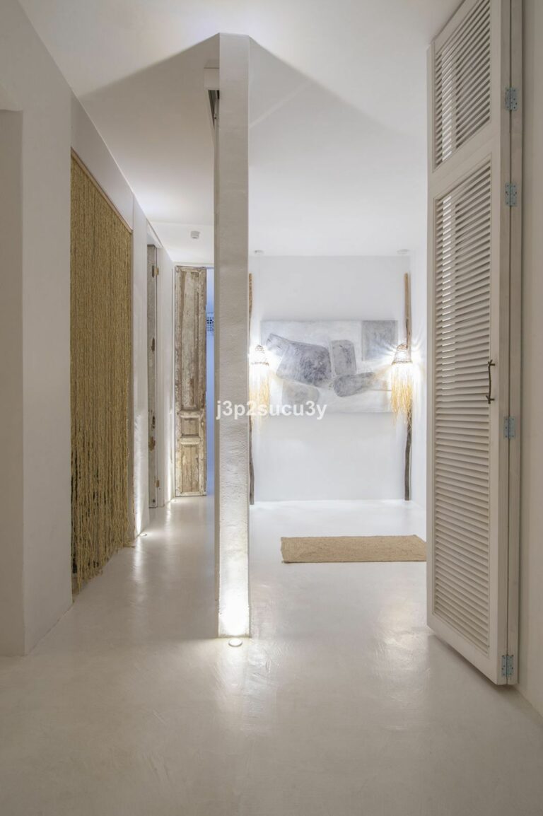 0737054d873e921d5b50d6c06fa72543 - 16