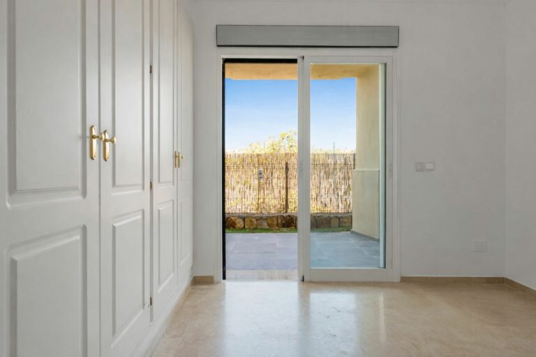 09deceaf77fedb3d1361f1ecce9d1ec6 - 11