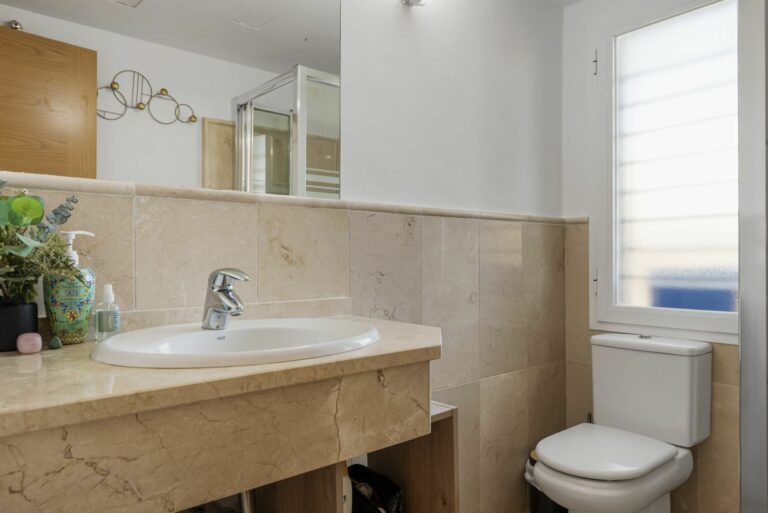 09deceaf77fedb3d1361f1ecce9d1ec6 - 13