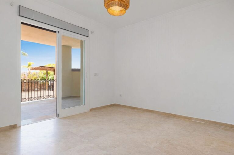 09deceaf77fedb3d1361f1ecce9d1ec6 - 15