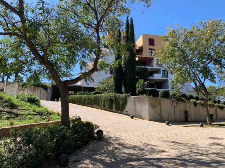 09fceb77203997948982086ce043b44e - 10