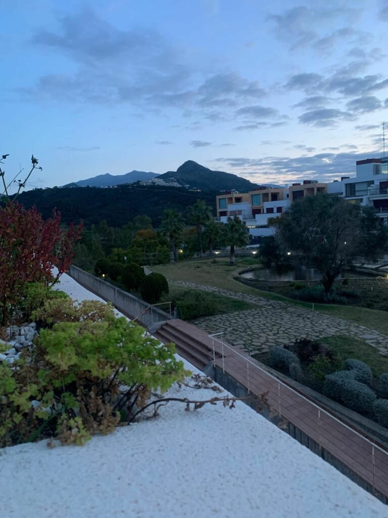 09fceb77203997948982086ce043b44e - 11