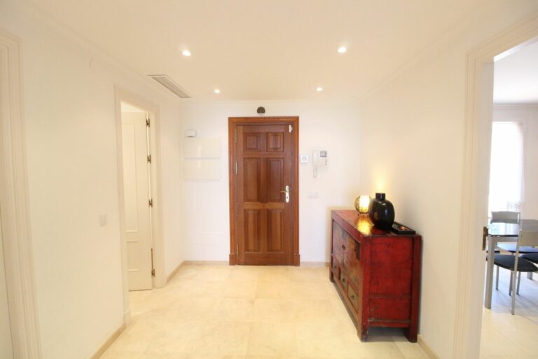 0c6d85edec484ea11dbf42a8fbe2393a - 16