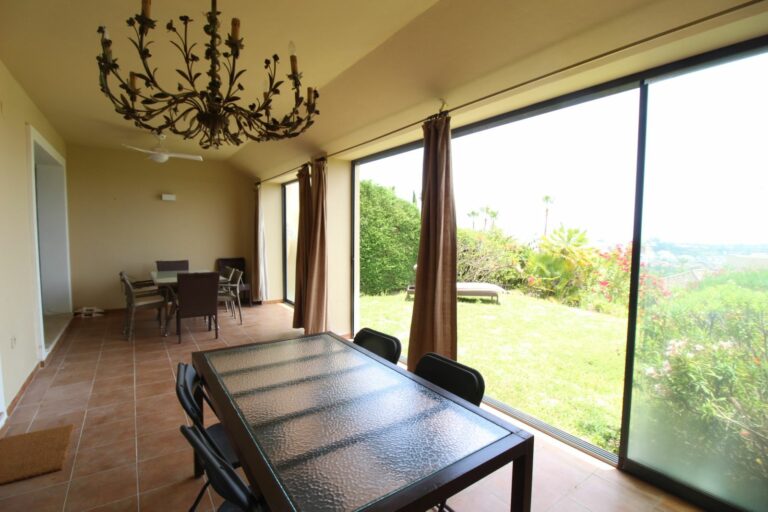 0c6d85edec484ea11dbf42a8fbe2393a - 6