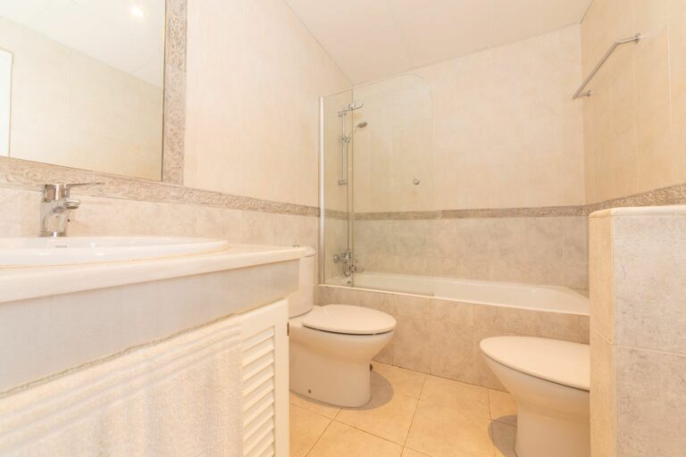 0cdcbdbe4a282db071d21d1e00ebd150 - 13