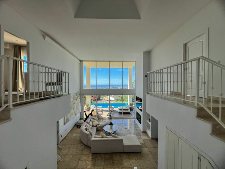 0d07be852c1c9863348ac90759caac37 - 8