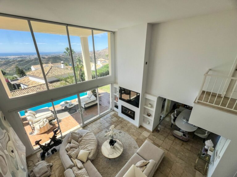 0d07be852c1c9863348ac90759caac37 - 9