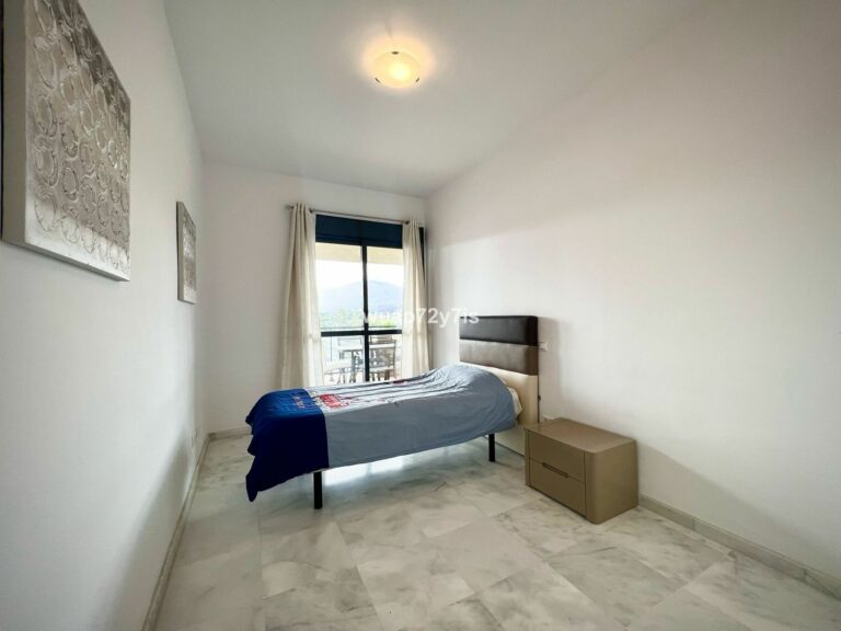 0dc4915c56256293d186c99d6bc5ef30 - 16