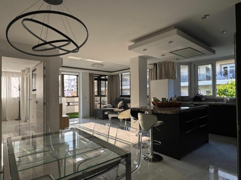 0e335f7de1d94db2a3c5d41ae5a68181 - 1