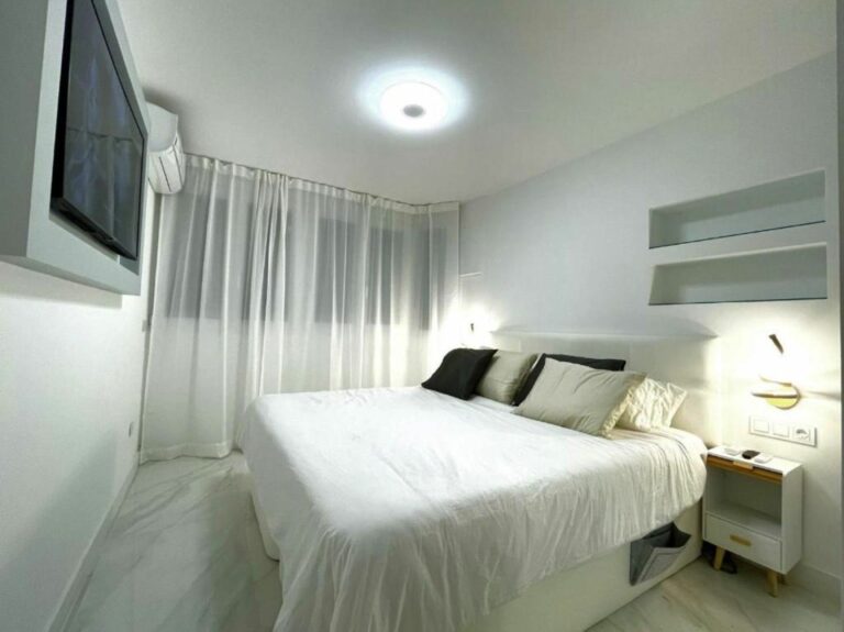 0e335f7de1d94db2a3c5d41ae5a68181 - 5