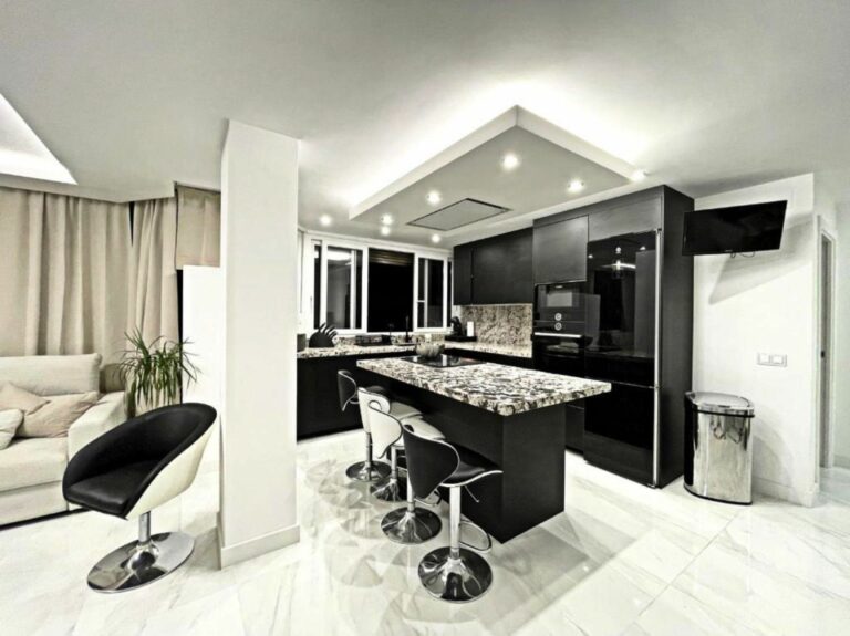 0e335f7de1d94db2a3c5d41ae5a68181 - 6