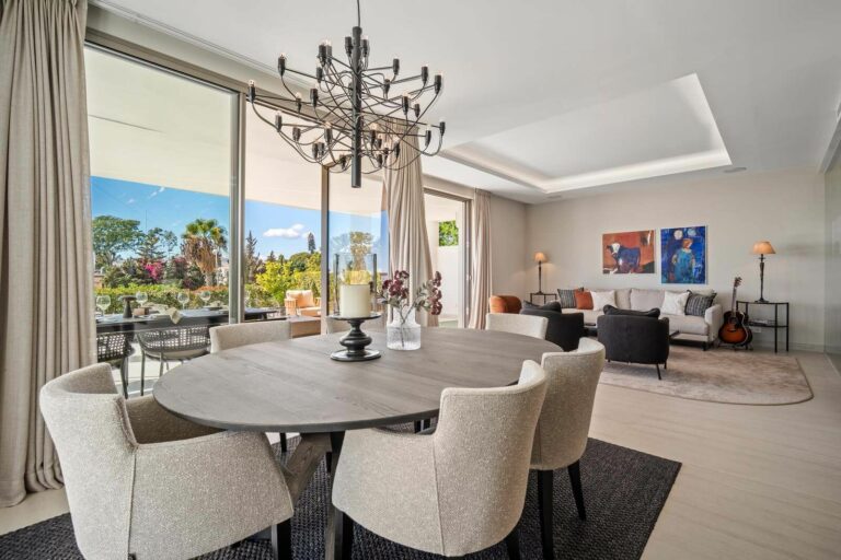 0e6e599ac45bf6a3d5440050db2cdd3c - 13