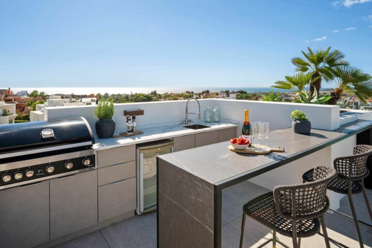 0e6e599ac45bf6a3d5440050db2cdd3c - 4