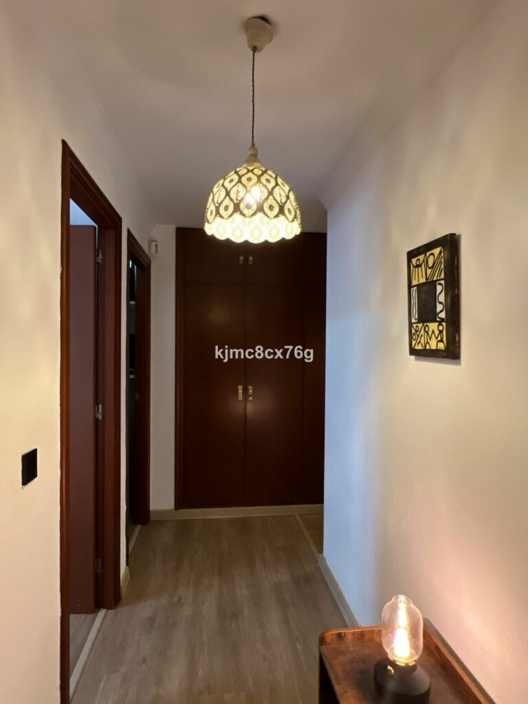 101448e1f8378f29a836694021e4e774 - 11