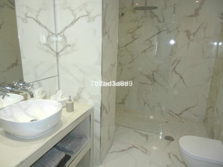 103df238fe5d8b87ca76f6d93f33087c - 7