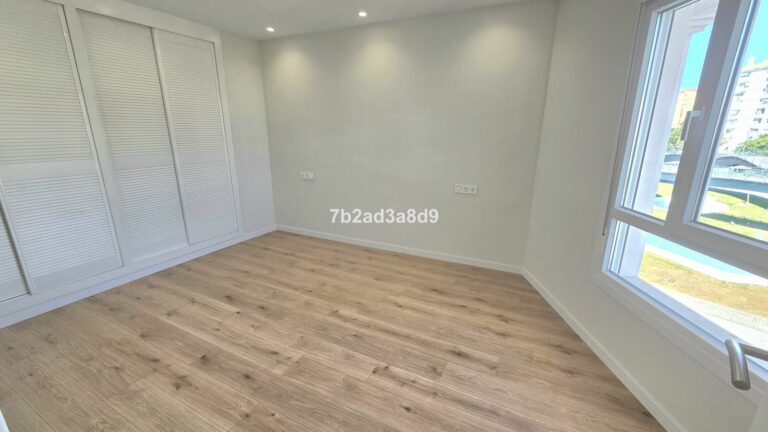 104e0d353682d8b396e7f7077e76c029 - 12