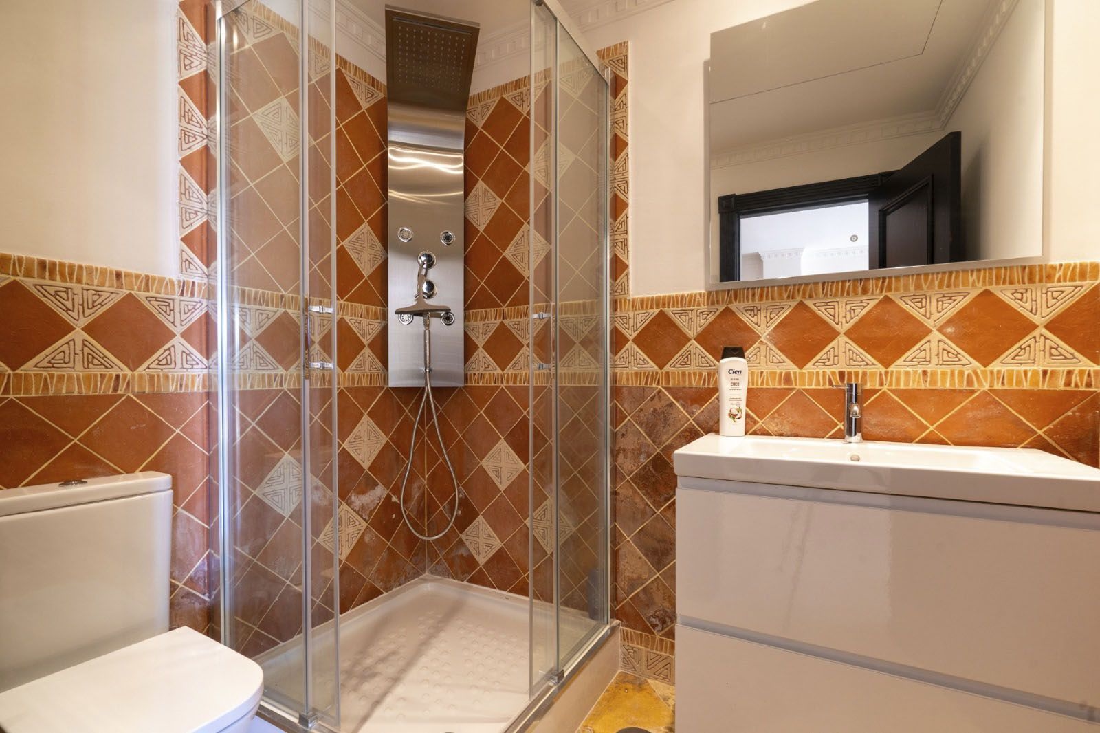 112b130396914924405356fc1f634719 - 16