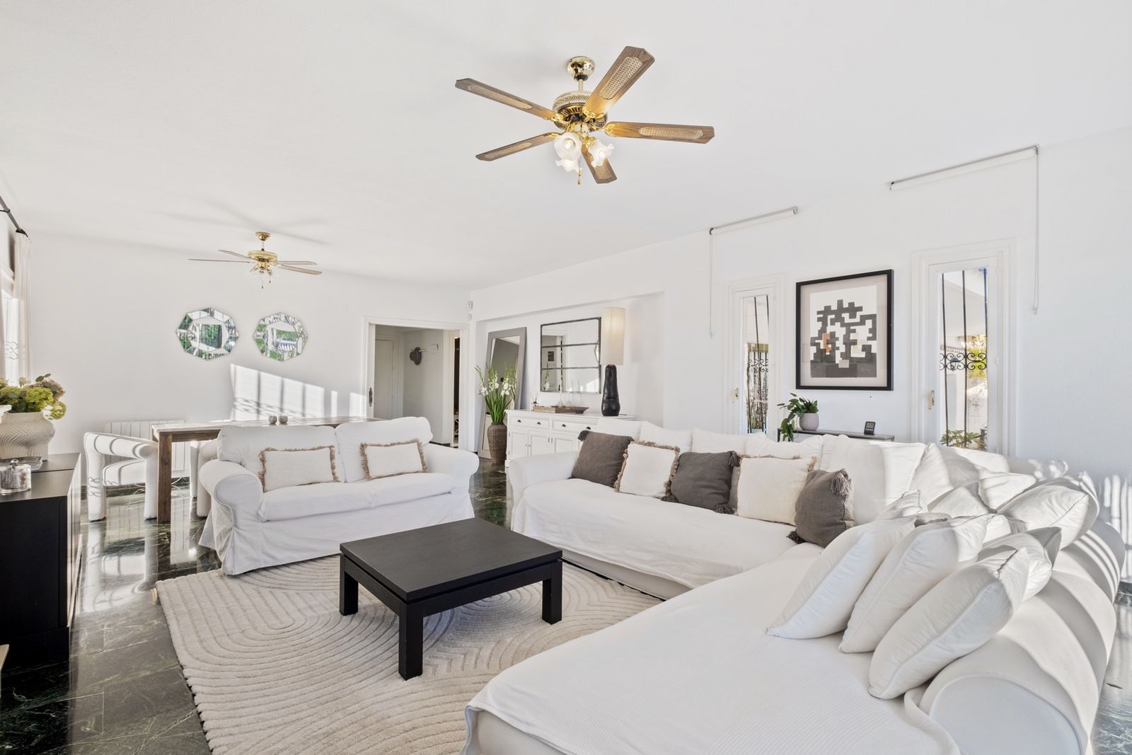 11baab3627553eed48ab81d08f604e03 - 12